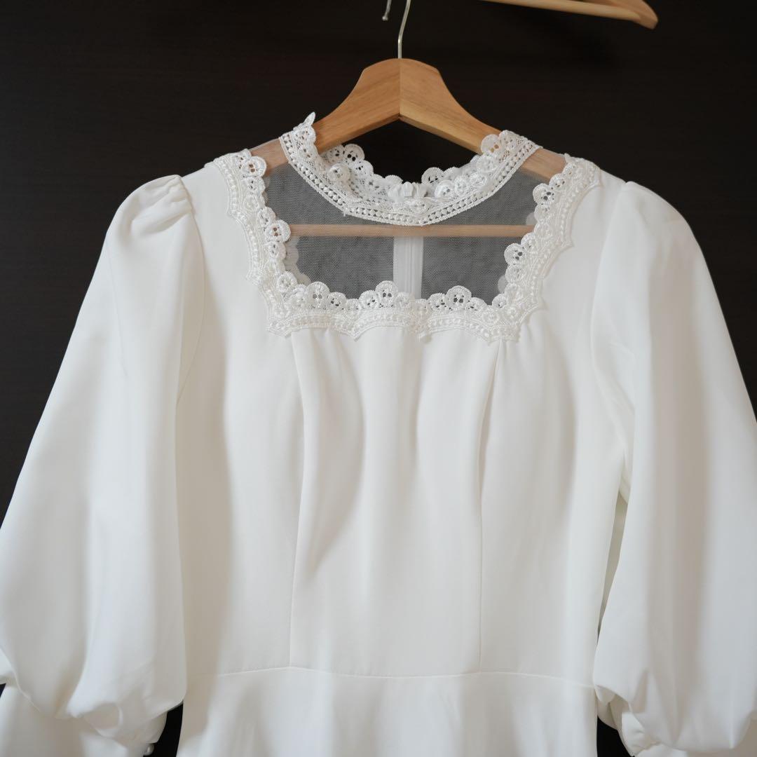 レトロ風ウェディングドレス(袖あり)