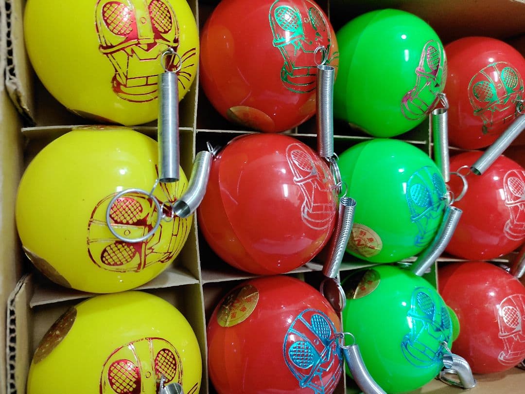 昭和レトロ1970年代当時物 仮面ライダー スプリングヨーヨーパチカプセル駄玩具 昭和レトロ1970年代当時物 仮面ライダー スプリングヨーヨーパチ