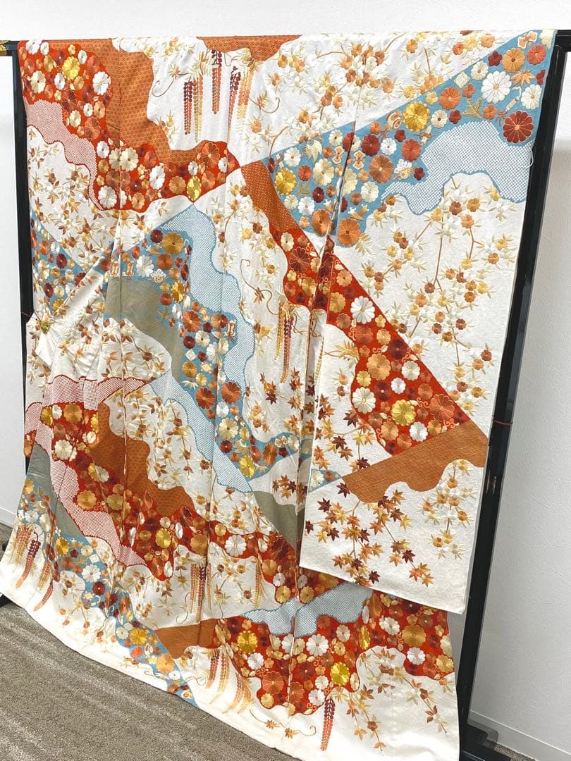 豪華 総手刺繍 振袖 仮絵羽 未仕立て 銀通し 金駒 金彩 宝尽くし