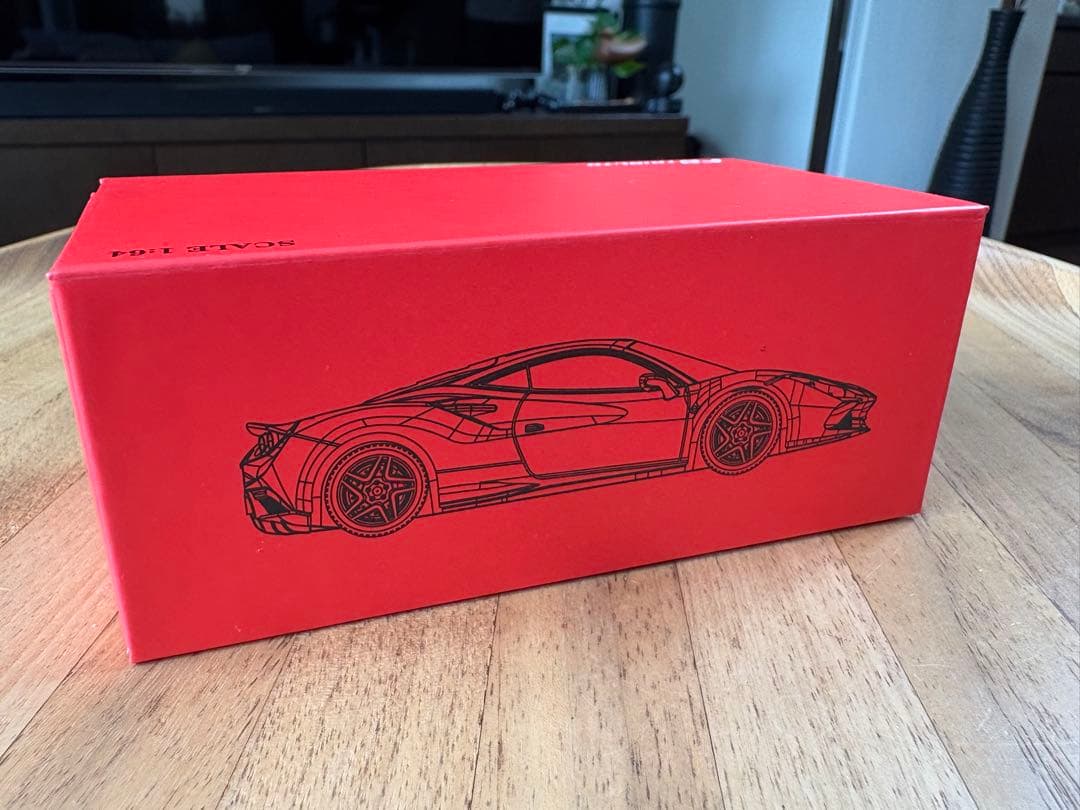Ferrari F8 Tributo ミニカー 赤