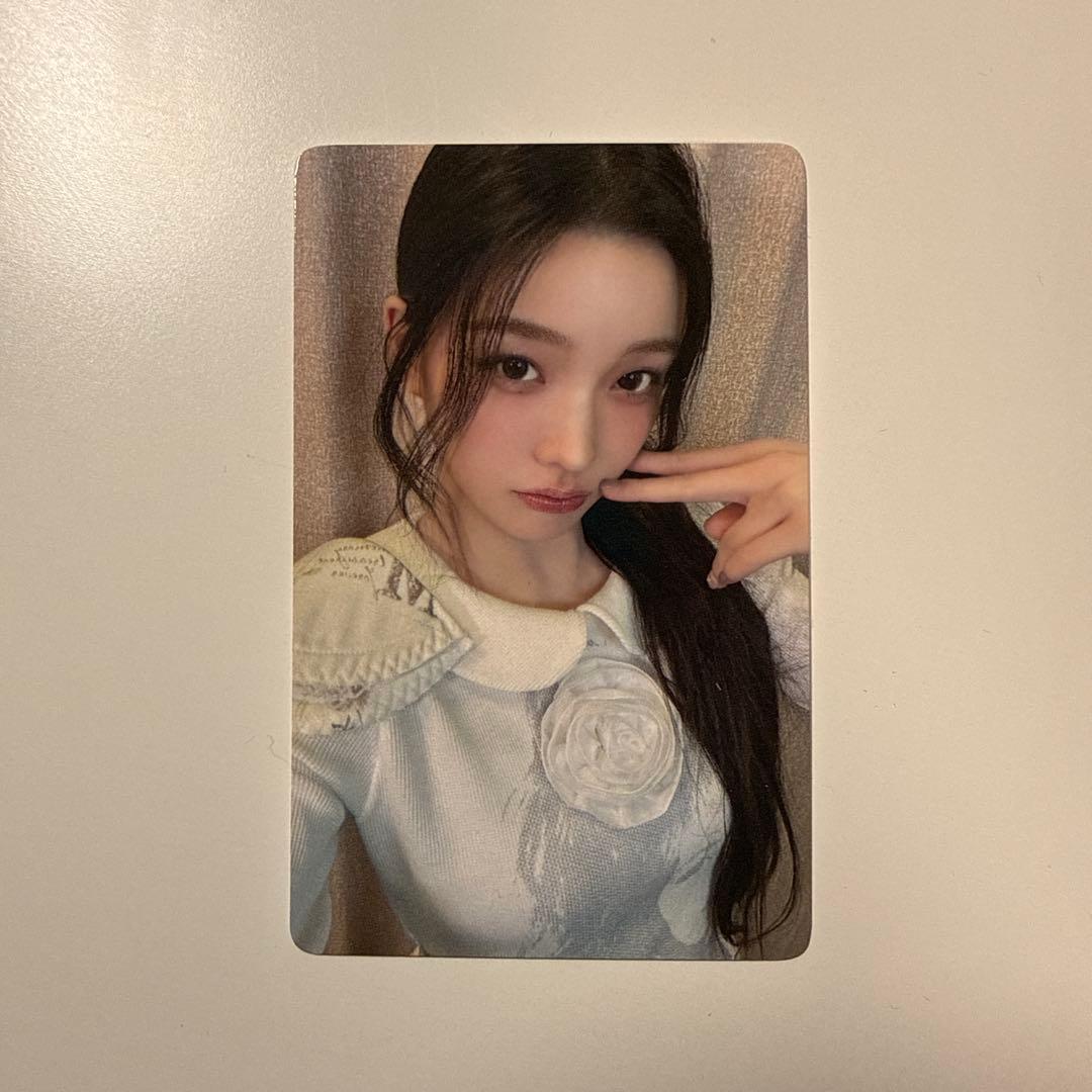 illit 来日記念 渋谷タワレコ限定 ラキドロ イロハ トレカ - メルカリ