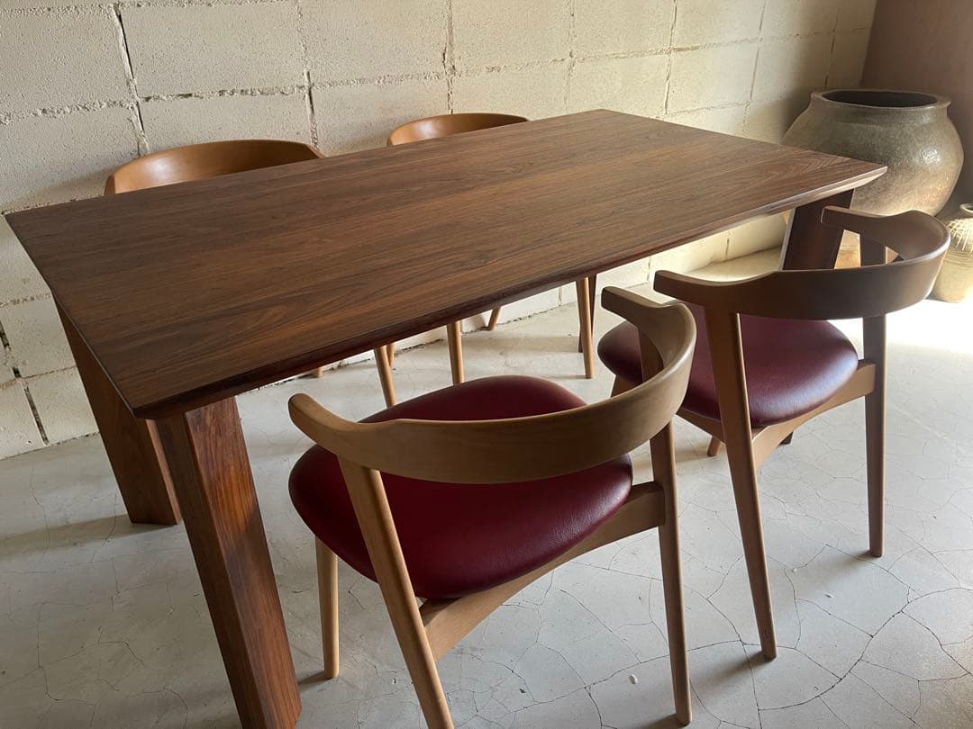 ウォールナット 無垢材　150 ダイニングテーブル　木脚　国産メーカー