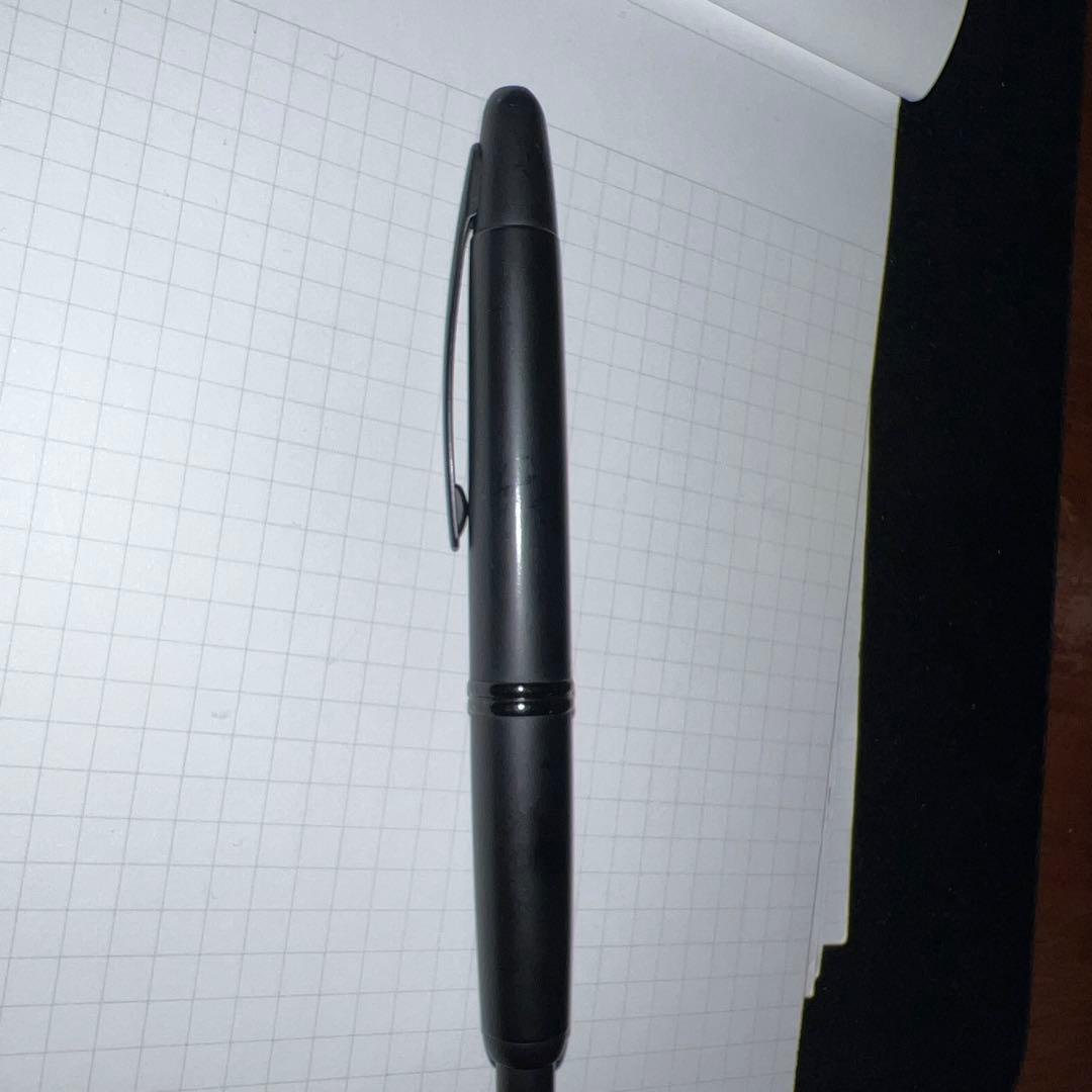 Pilot キャップレスブラック