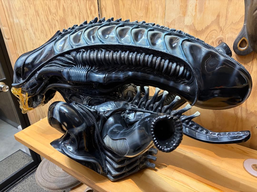 【メーカー不明】エイリアンフィギュア ライフサイズ 1/1 バスト等身大