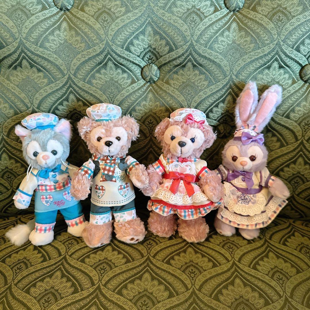 ダッフィー　ぬいぐるみバッジ　ハートウォーミングデイズ 2020