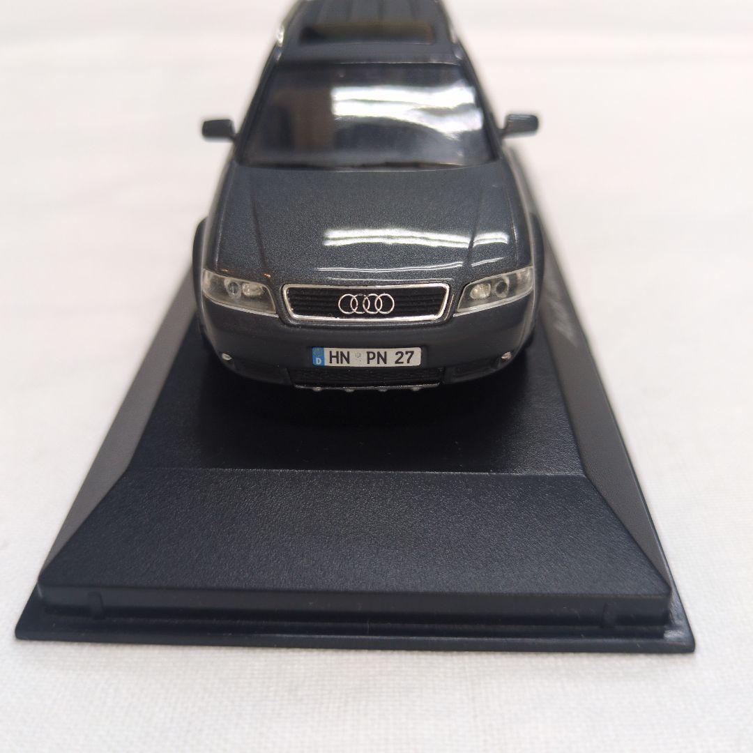 Audi ミニカー 2台セット おまけ付き