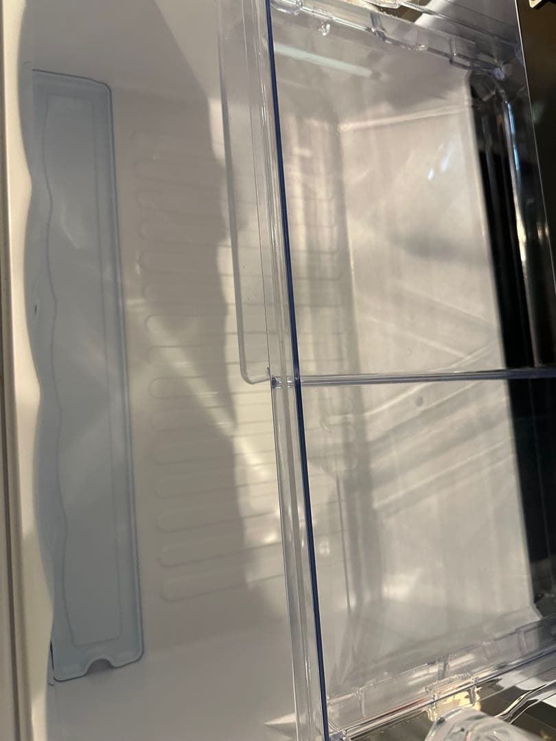 SHARP 6ドア　冷蔵庫　2023年製　メタルドア