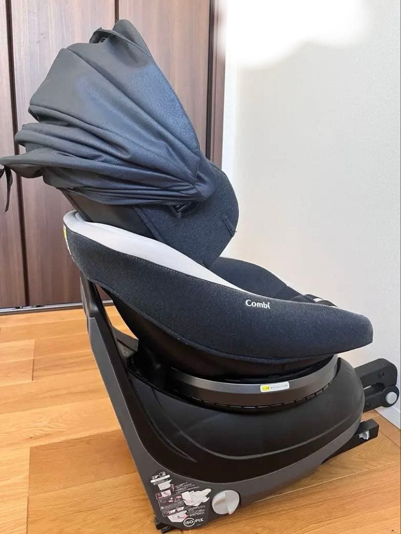 美品！Combi 回転式チャイルドシート ネイビー/グレー　JJ800