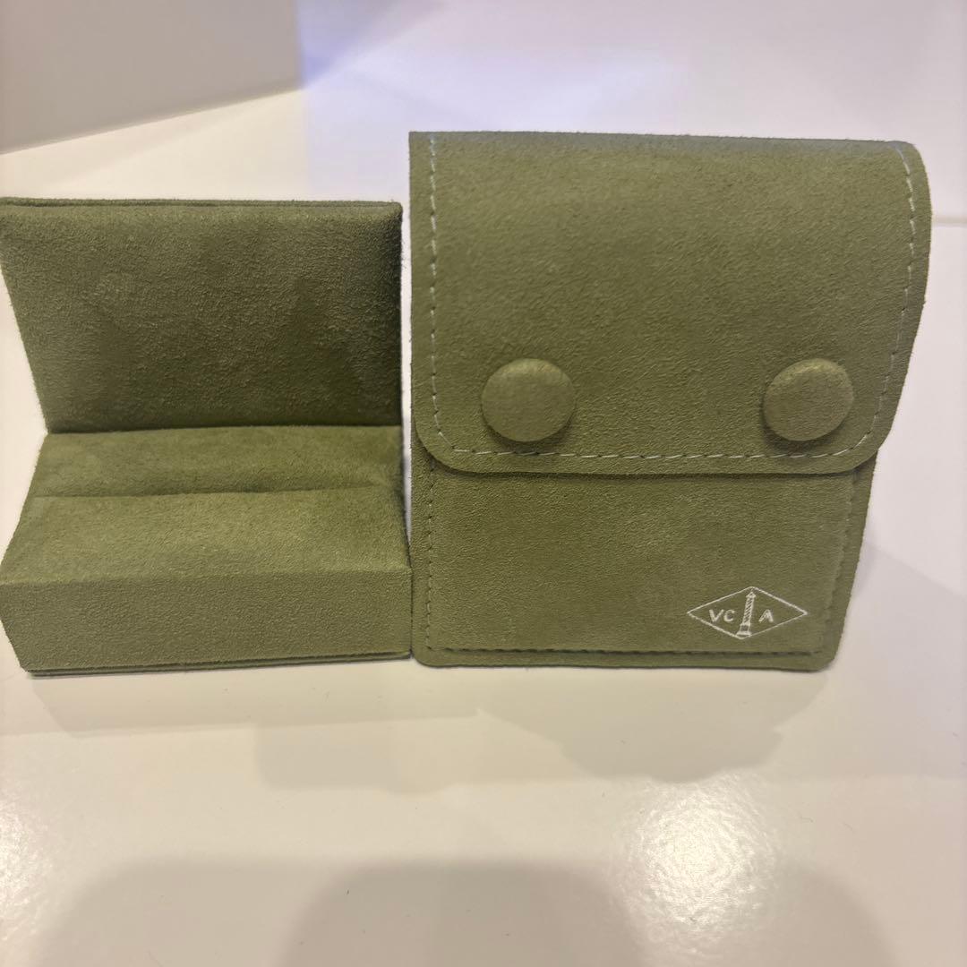 ヴァンクリーフ&アーペル リングケース 保証書入れ 空箱 取説クリーニングセット