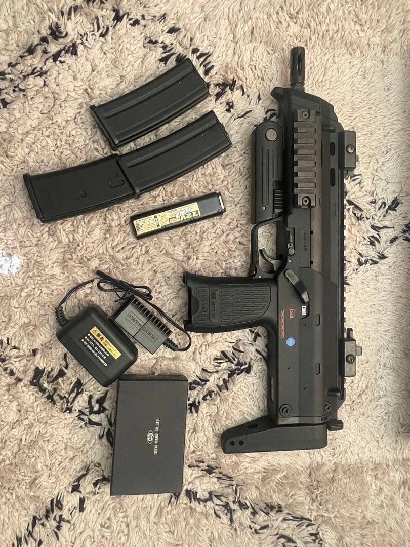 東京マルイ 電動コンパクトマシンガン MP7A1【BB弾付き】