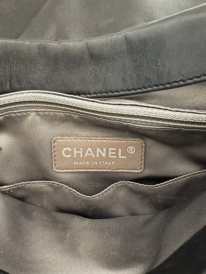 ジ*ー様 CHANEL バブルキルトチェーンショルダーバッグ