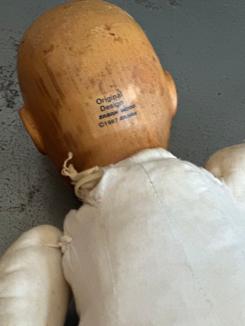 アンティーク 木製人形 青い目の通販はau PAY マーケット - 輸入雑貨の