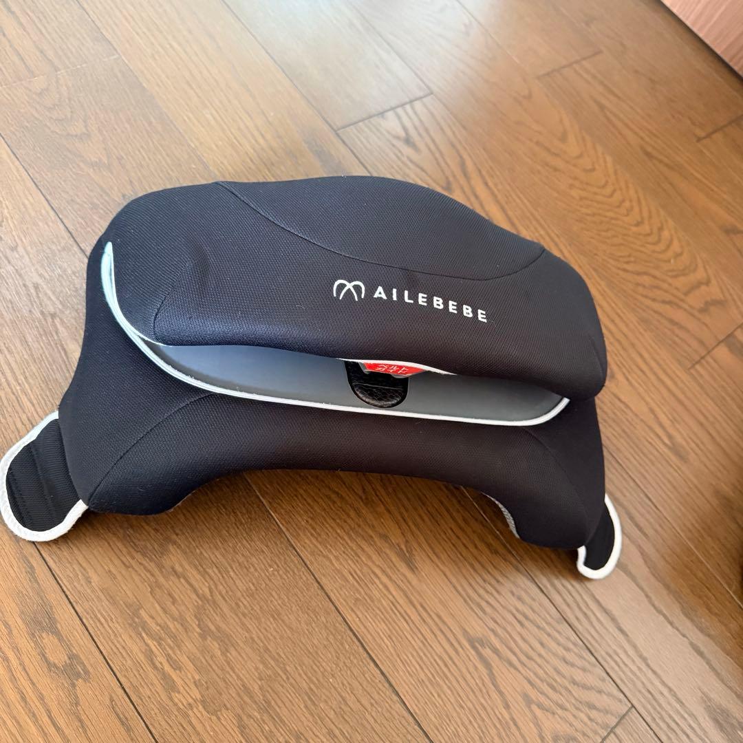 美品】エールべべ ジュニアシート サラット3ステップ クワトロST 黒 赤