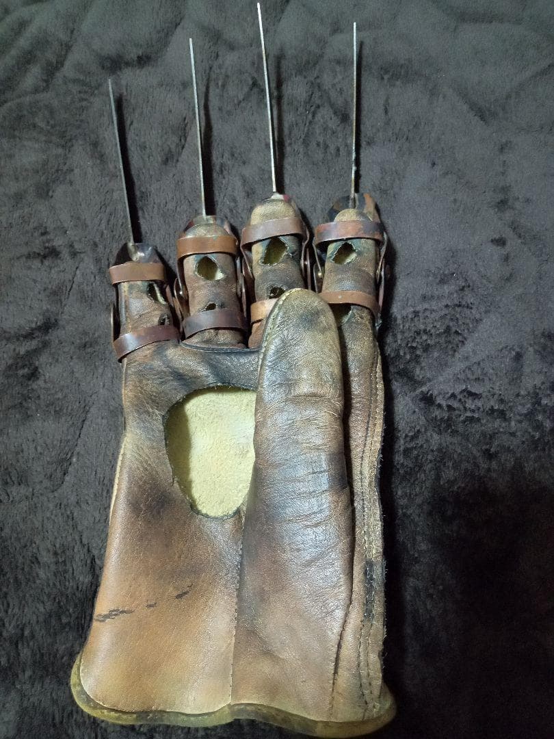 エルム街の悪夢 フレディ グローブ パート4 ドリームマスター ヒーロー