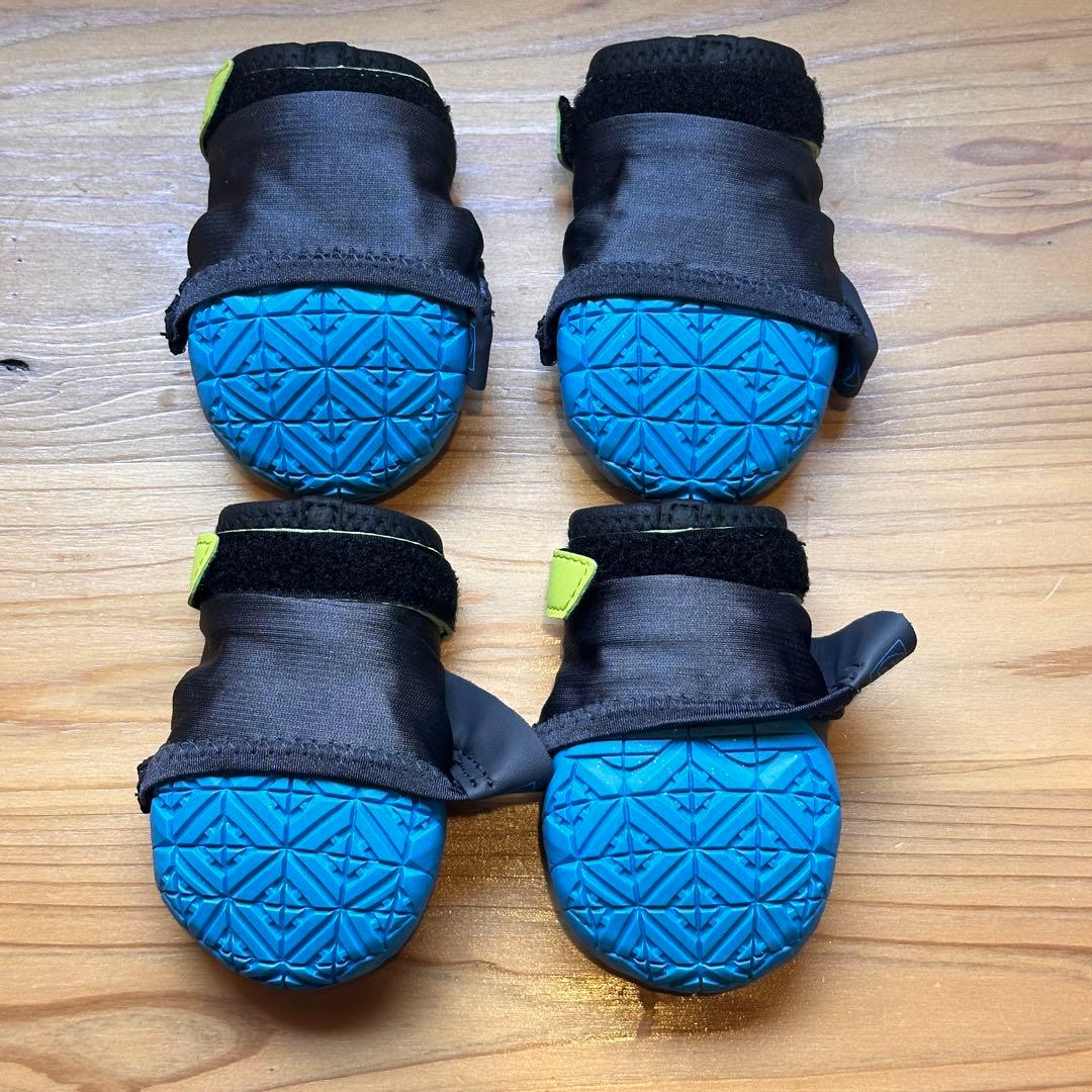 Ruffwear ドッグシューズ ポーラートレックス モンベル - メルカリ