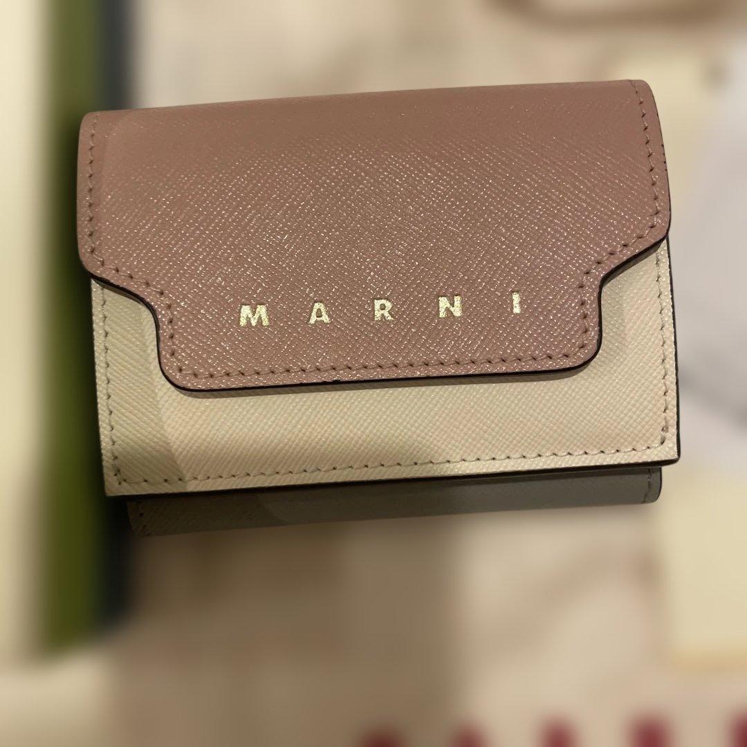 新品未使用 MARNI サフィアーノ 三つ折り財布