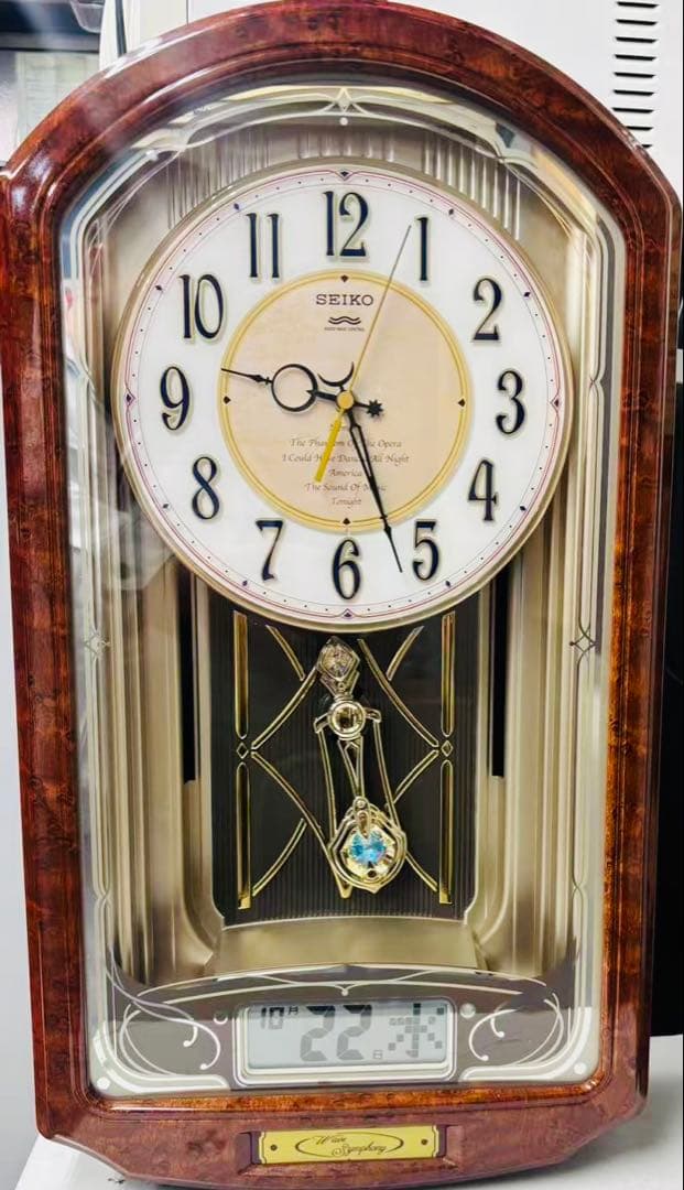 中古美品　セイコー　電波　からくり時計　RE556B ウェーブシンフォニー