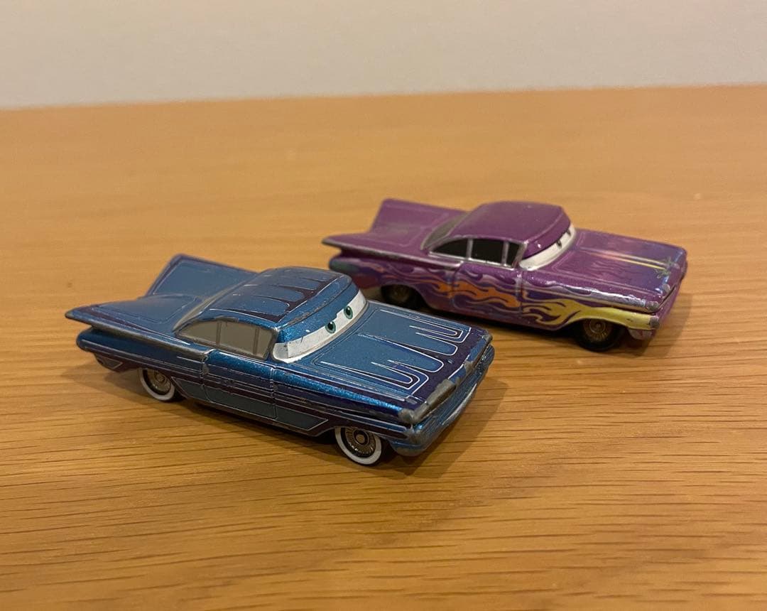 カーズ　トミカ　13台セット