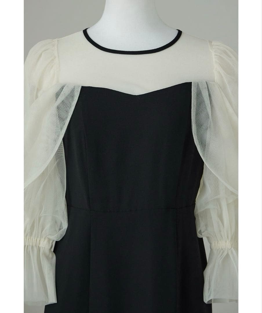 チュールオフショルダードレス