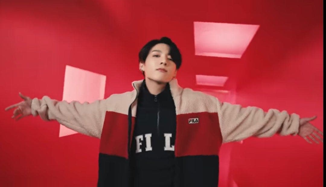 bts FILA フィラ ボアフリース ジャケット BTS ジョングク着用 - メルカリ