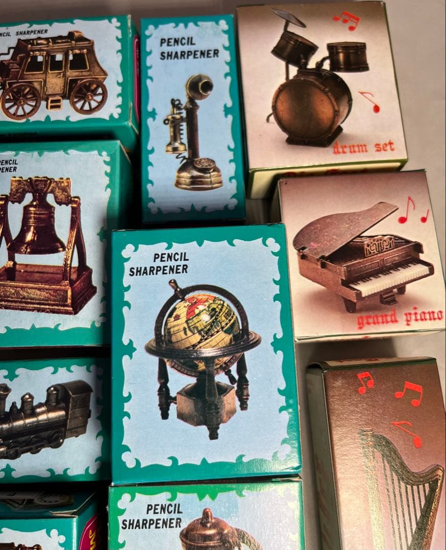 アンティーク ダイキャスト ミニチュア ペンシル シャープナー 19種類