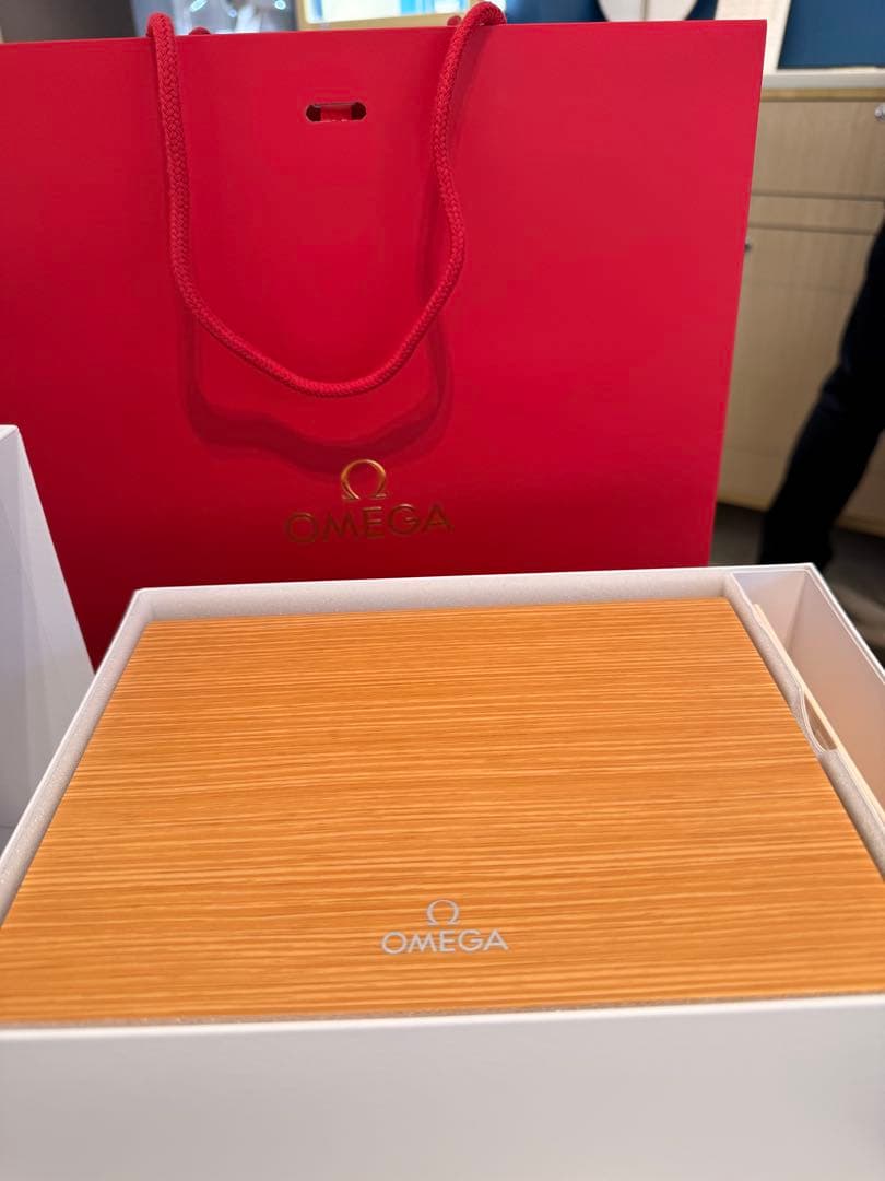 【25年12月購入/極美品】オメガ シーマスター ダイバー300M 国内正規店