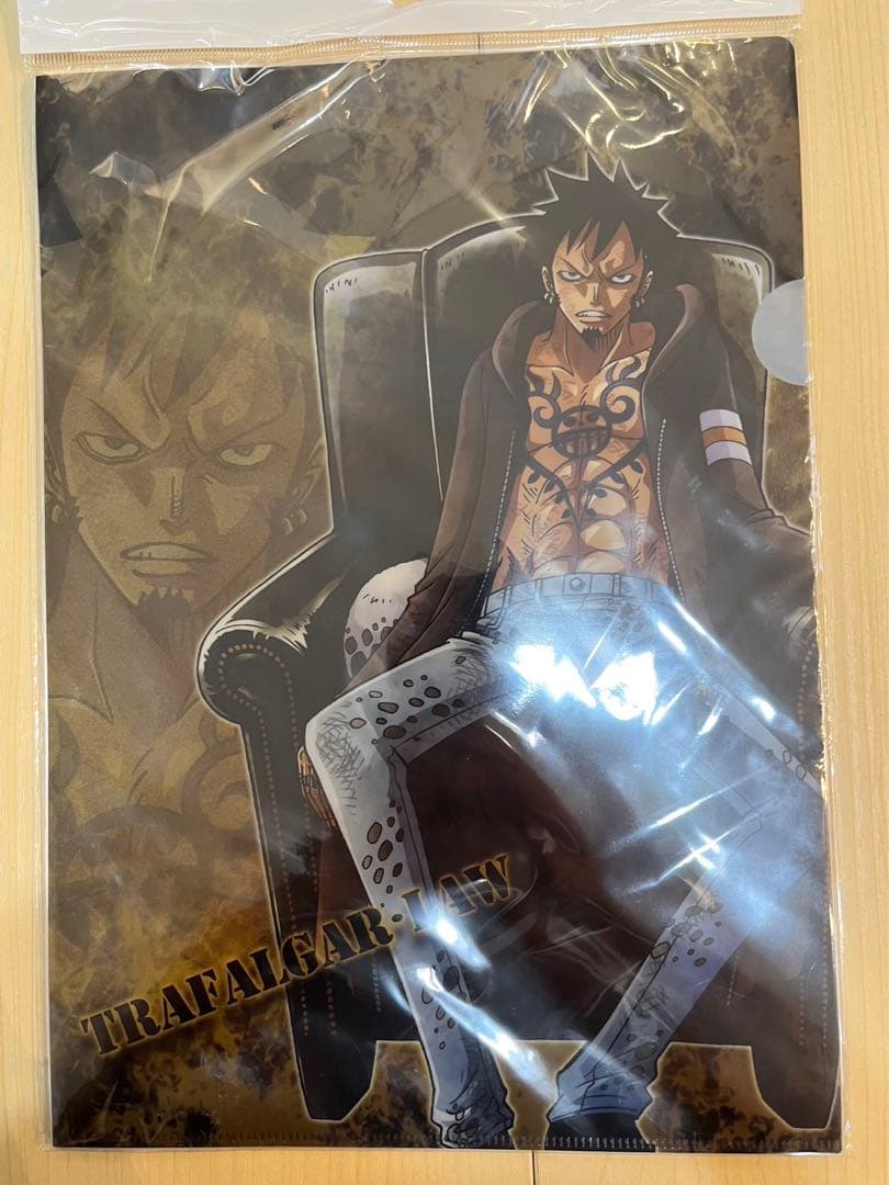 ONE PIECE トラファルガー・ロー キャベンディッシュクリアファイルセット