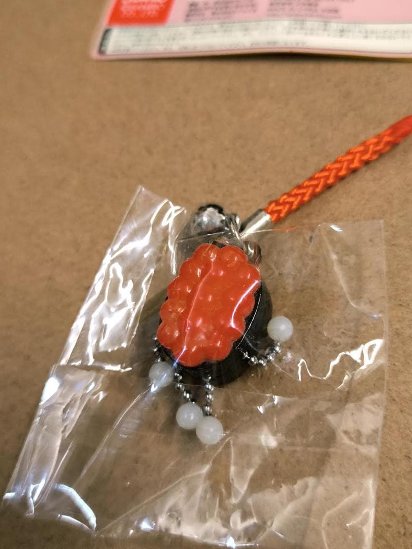 未使用 2009年 ハローキティ はろうきてぃ寿司 ストラップ根付 いくら軍艦