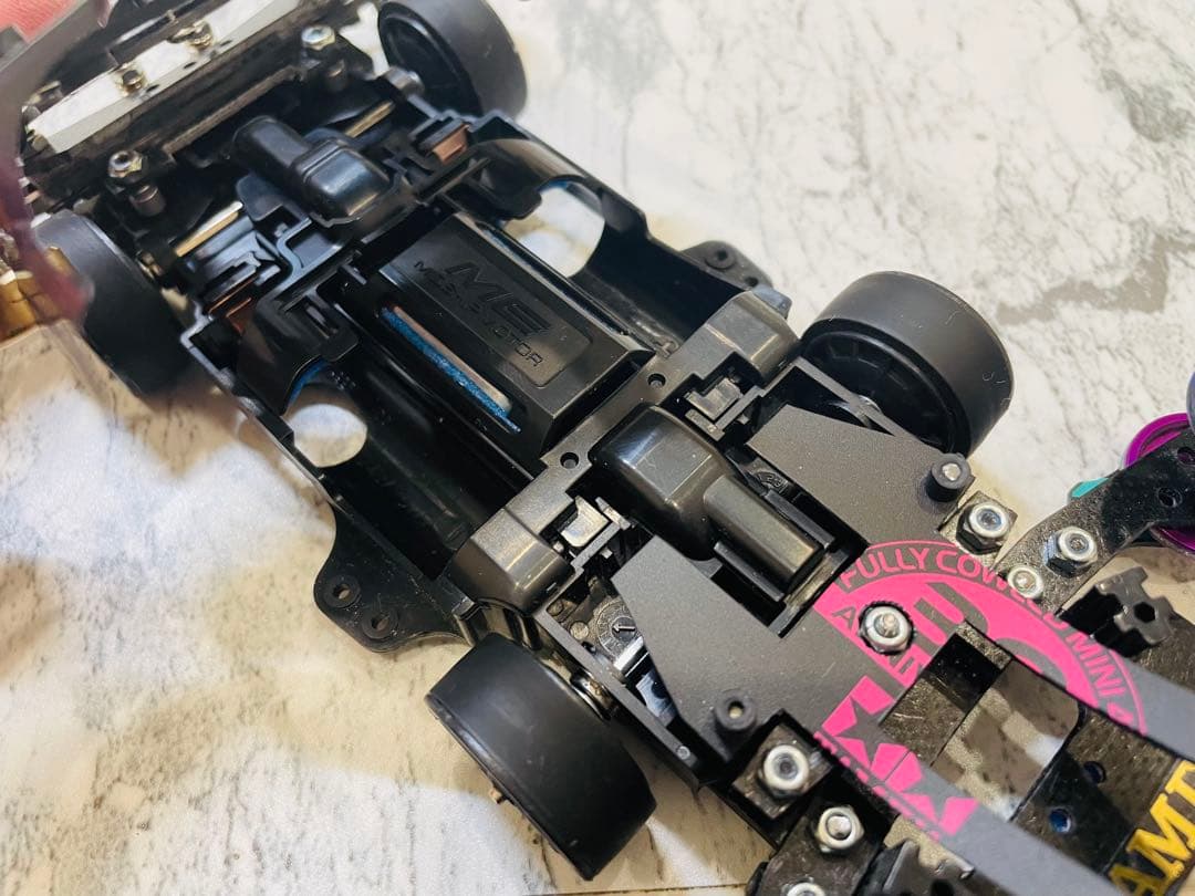 ミニ四駆 MEシャーシ 幅狭2軸ATスラダン 1軸アンカー - メルカリ