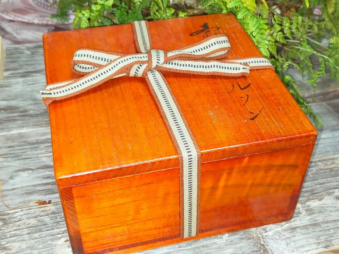 ♥ルソン 青磁 茶碗 桐箱付き 発掘品 出土品 骨董品 古玩 - メルカリ