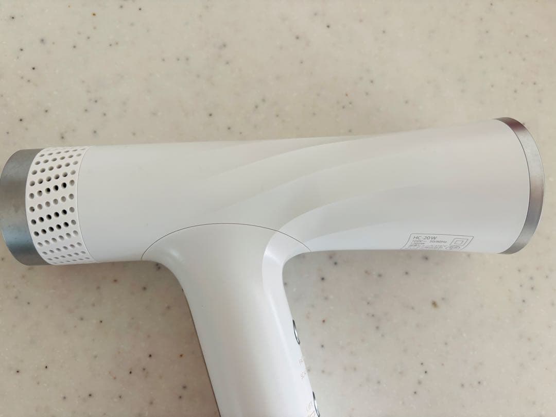 ヤーマン リフトドライヤー HC20Wホワイト 箱はありません