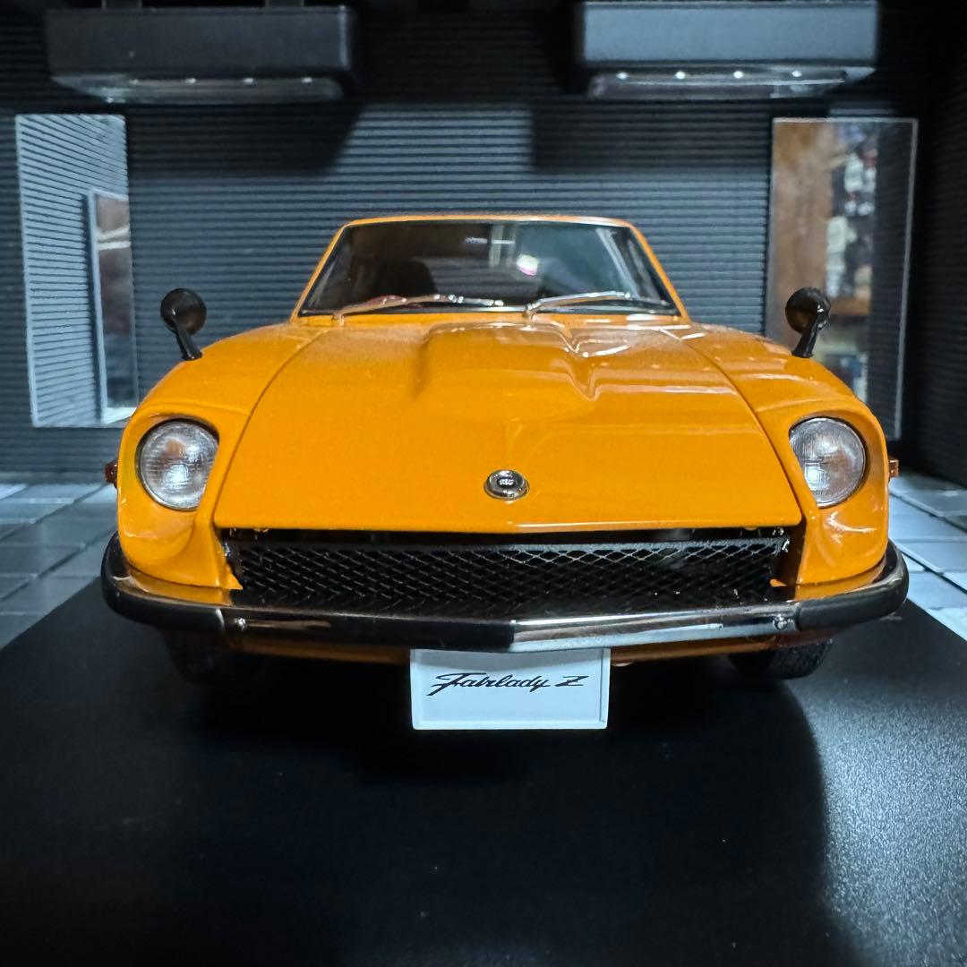 未展示品　オートアート1/18 日産フェアレディZ423 (PS30) オレンジ