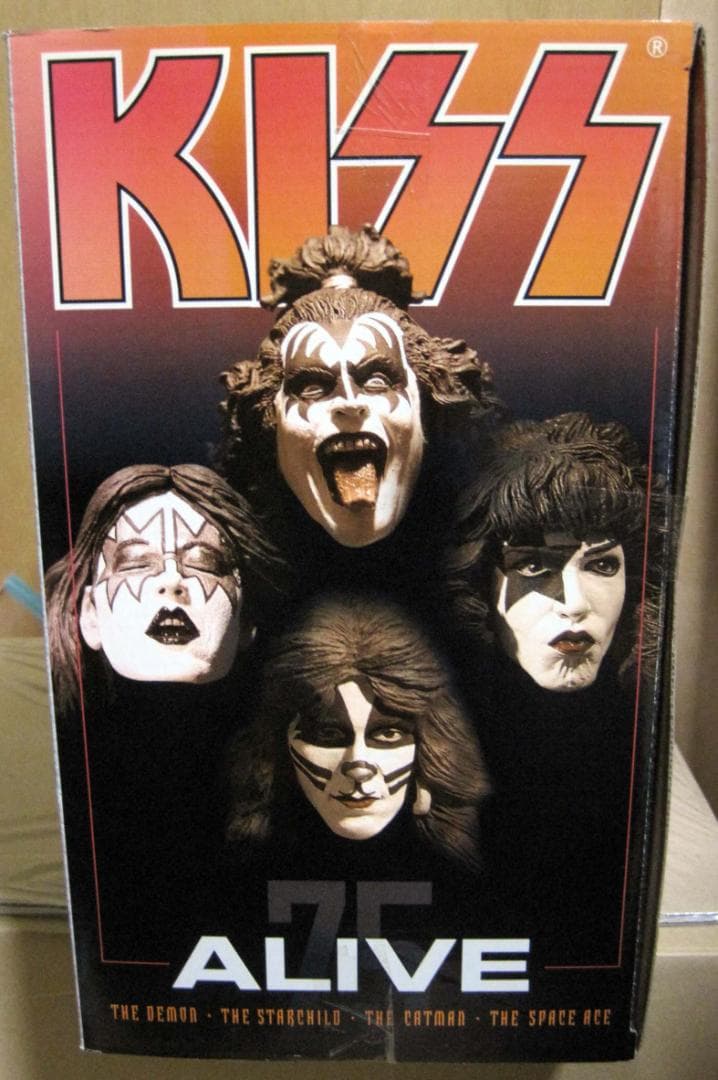 KISS ALIVE DX BOX　マクファーレントイズ フィギュア