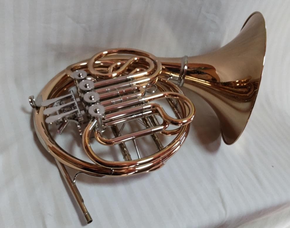 JuntaホルンYHR567GDBF/B♭フルダブル　ベルはゴールドブラス