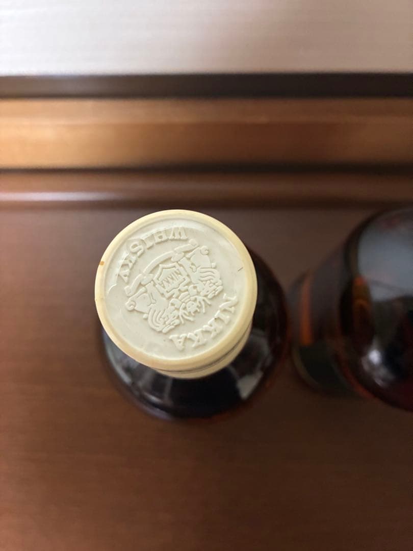 美品・終売品】「ブラックニッカ 8年」と「宮城峡 旧ラベル」