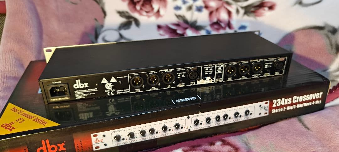 dbx 234XS チャンネルデバイダー クロスオーバー Crossover