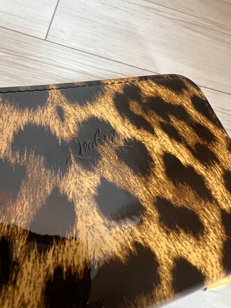 【Christian Louboutin】クリスチャンルブタン ケース