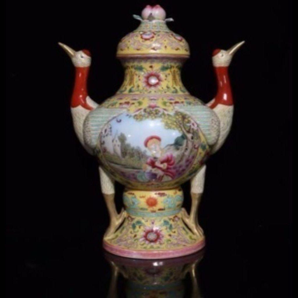 古董，中國古佛像，古銅製，光背裹に銘文が有リます，重約1100克