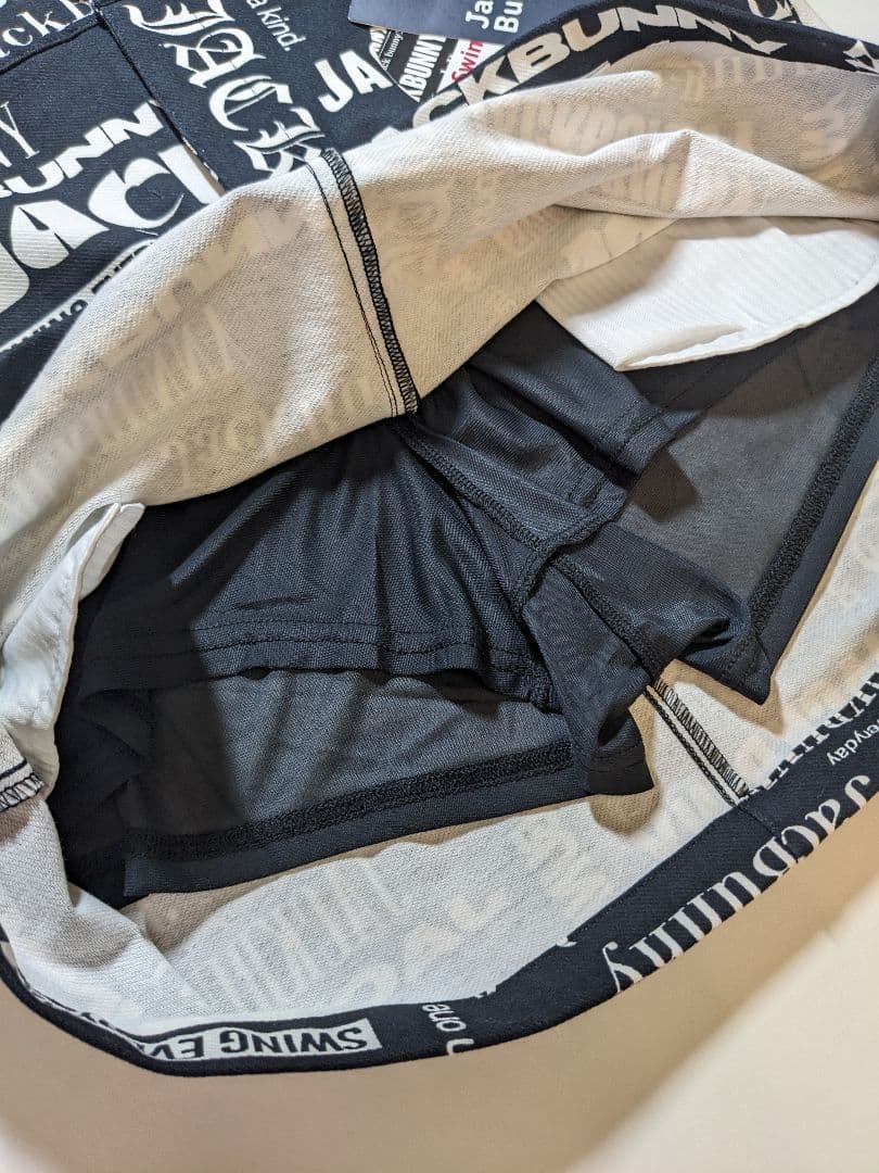 新品未使用タグ付き★JACKBUNNY ロゴプリント ブラックスカート　人気