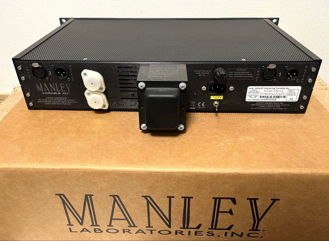 マンレイStereo VariableMU Limiter Compressor