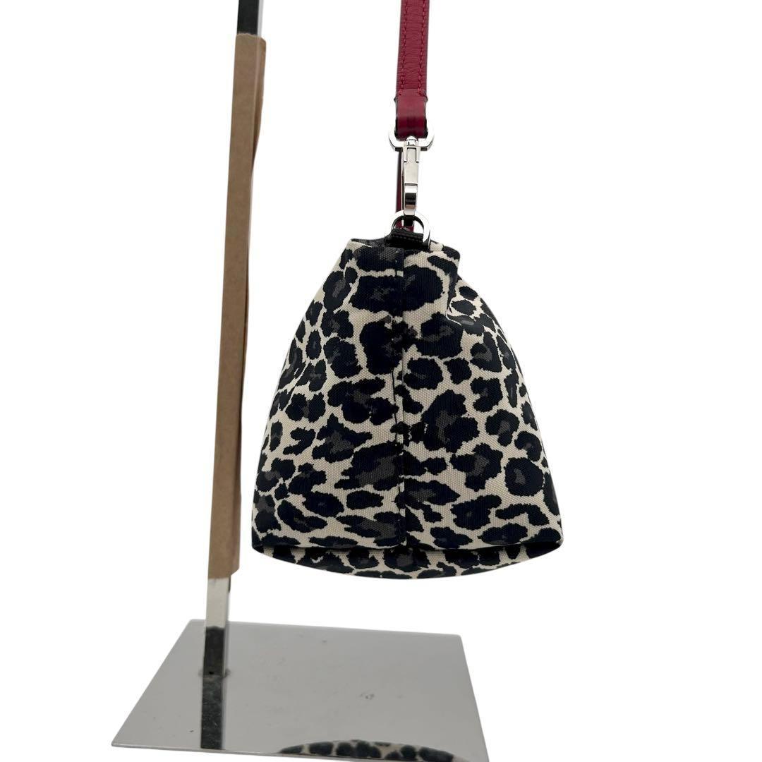 エルベシャプリエ　パンサー　ポーチ　バッグ　ストラップ　8797F　1661L