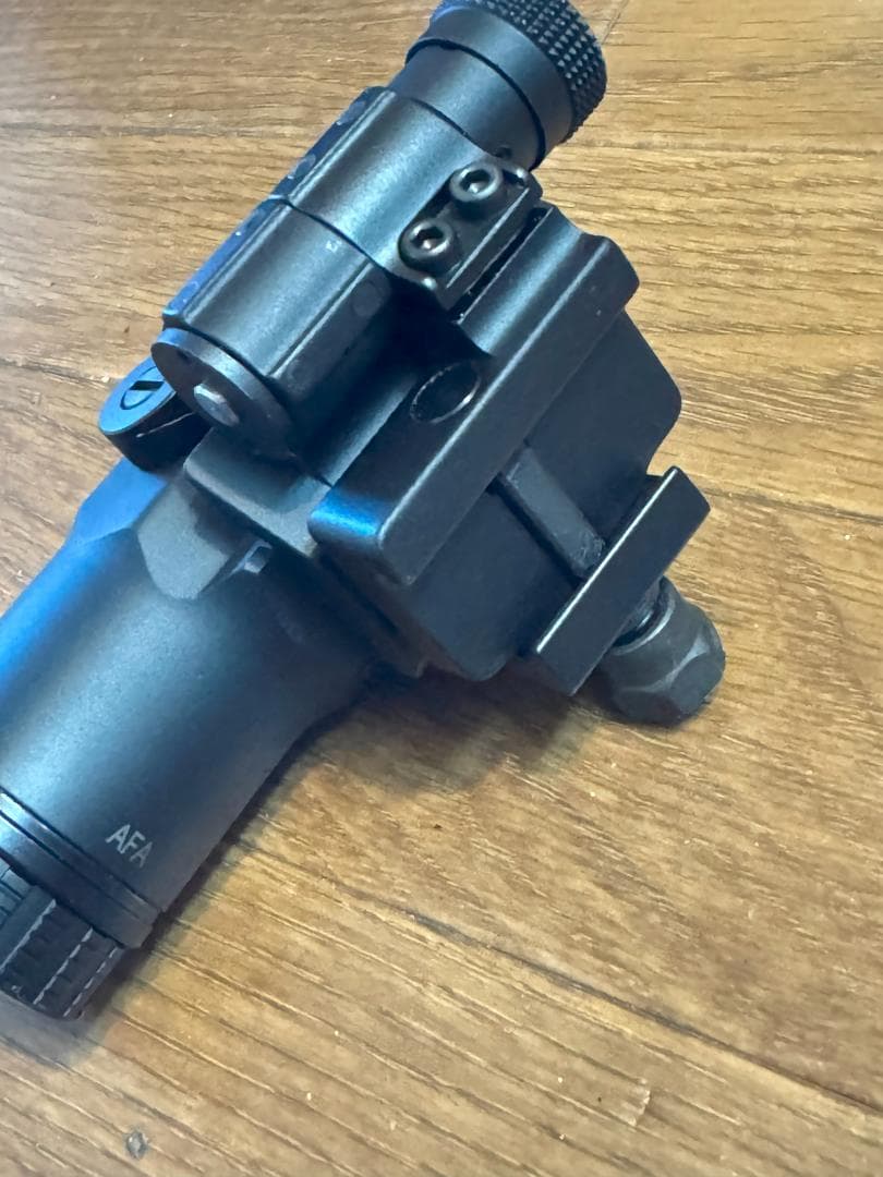 実物 Vortex VMX-3T Magnifier 3倍マグニファイア