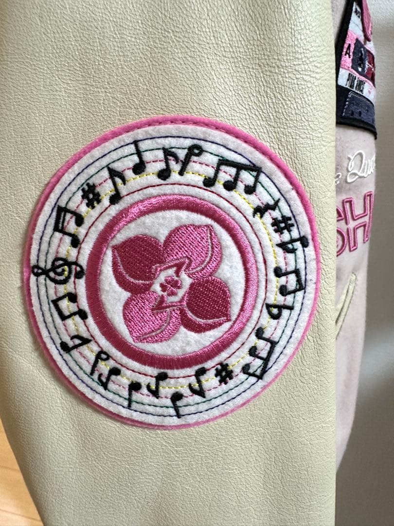 （美品）ももいろクローバーZスタジアムジャンパーピンクハウスコラボ　Mサイズ