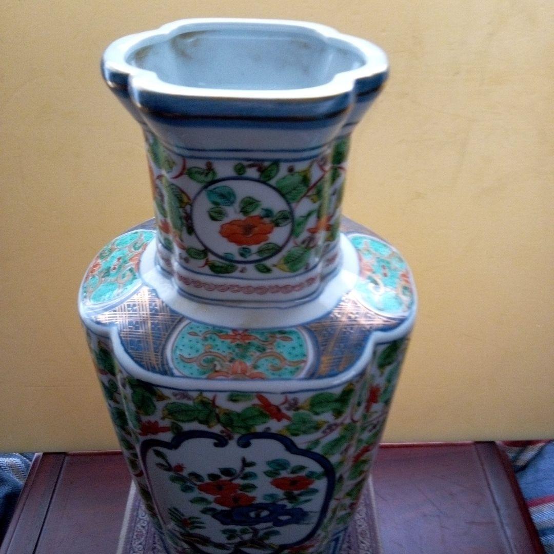 中国美術　粉彩花弁紋　花瓶