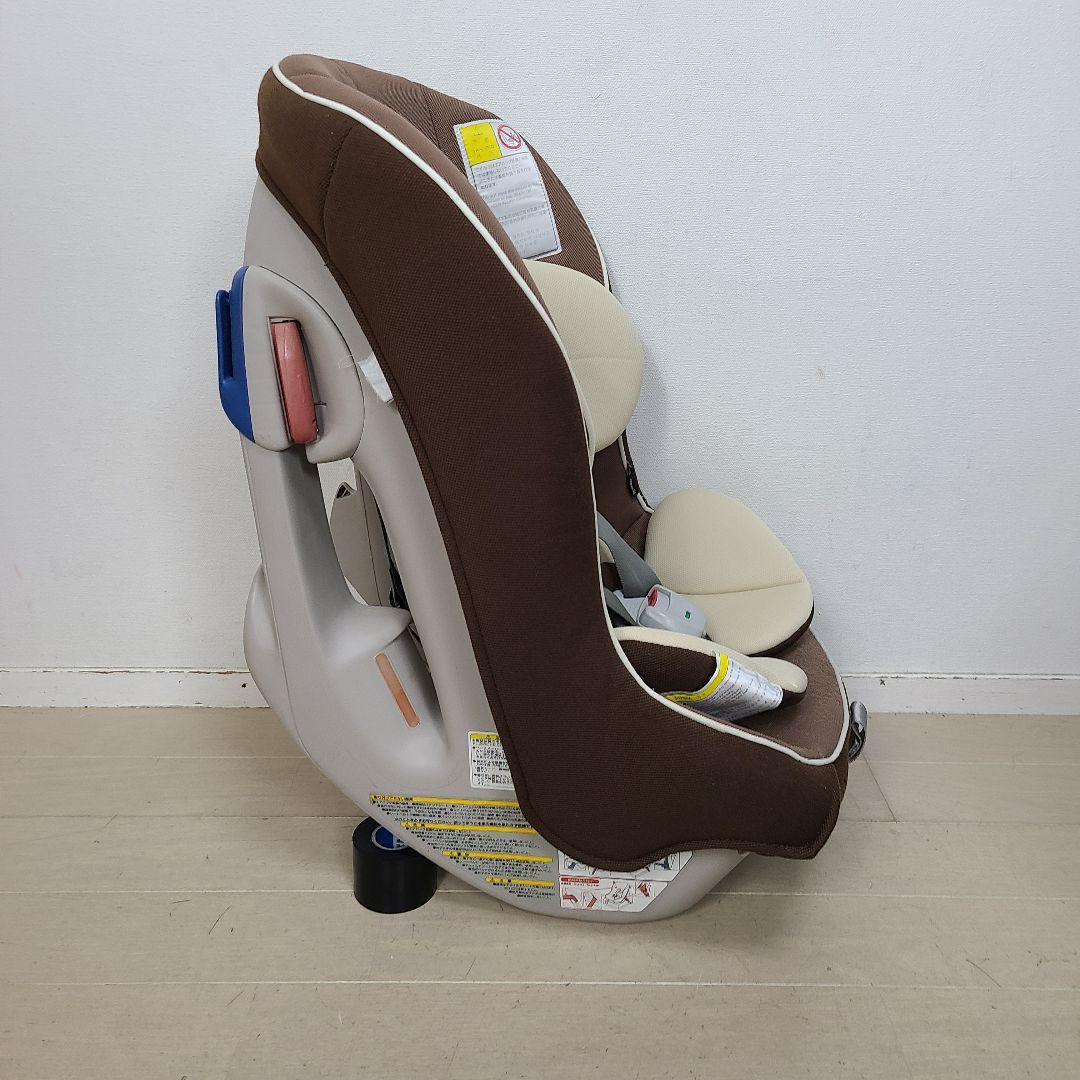 チ*ん様 超美品　チャイルドシート　新生児から4才　ジュニアシート　コンビ