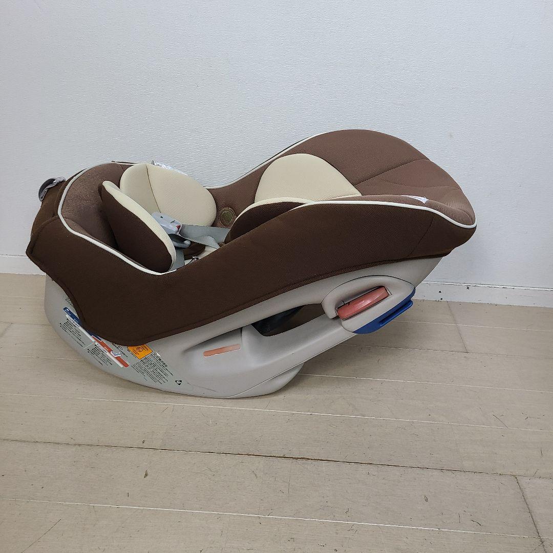 チ*ん様 超美品　チャイルドシート　新生児から4才　ジュニアシート　コンビ