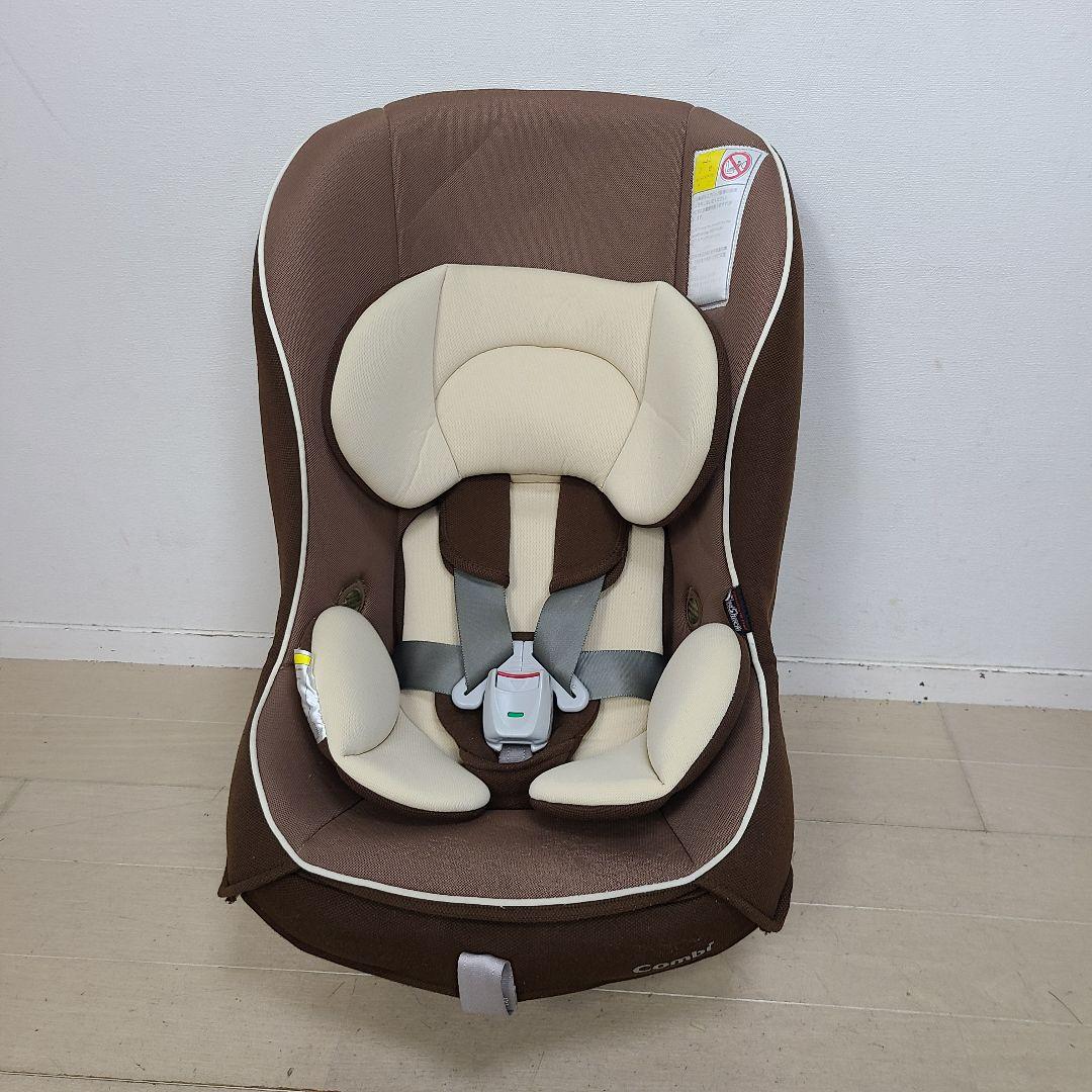 チ*ん様 超美品　チャイルドシート　新生児から4才　ジュニアシート　コンビ
