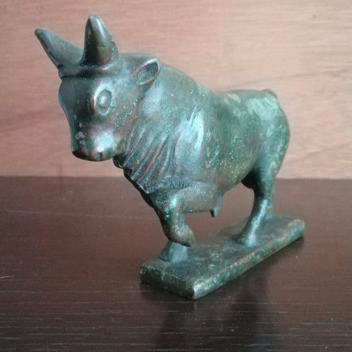逸品　青銅製のミノア文明の雄牛　ギリシャクレタ島 　宇宙エネルギー　生と死の力