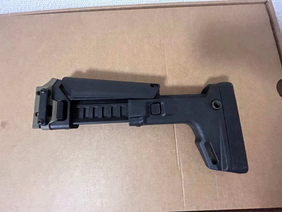 MAGPUL PTS 純正　MASADA フォールディングストック　ツートン