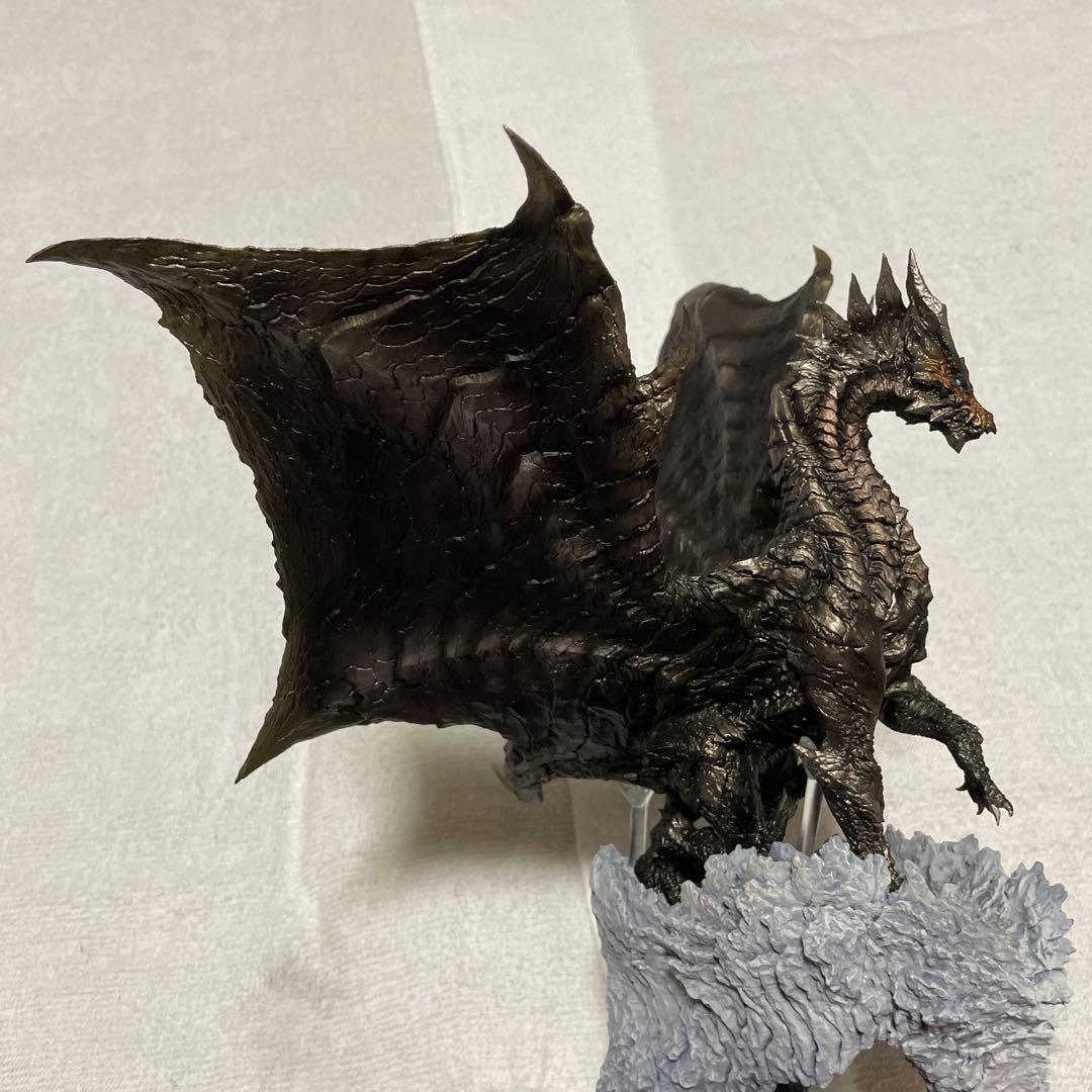 カプコンフィギュアビルダー　クリエイターズモデル　鋼龍 クシャルダオラ 復刻版